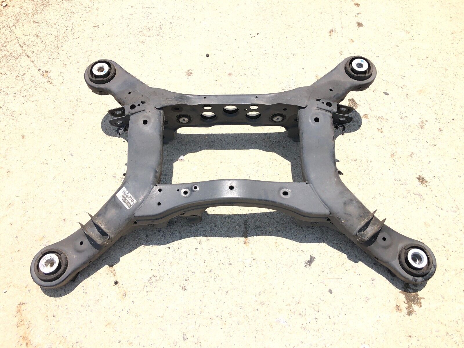 Used Mercedes Gl Gls Rear Suspension Crossmember Subframe