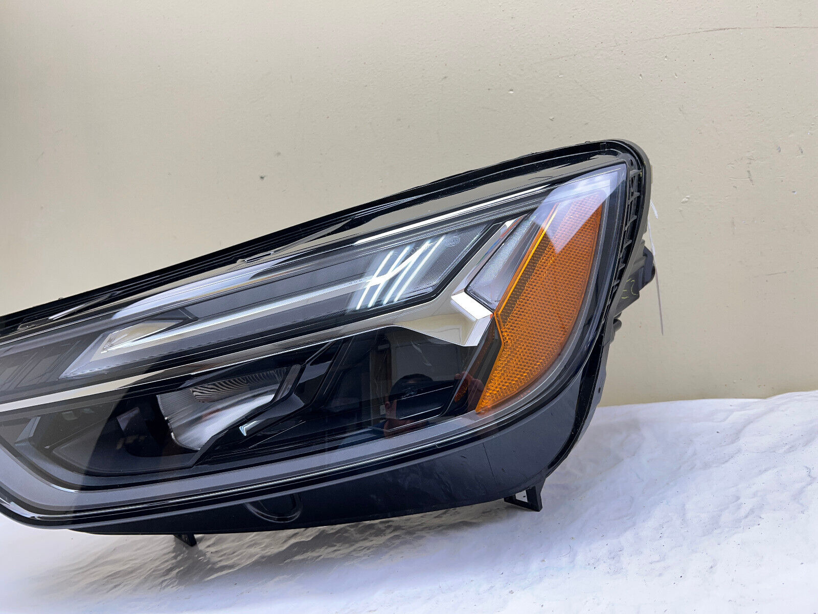 Used Nice Audi Q Sq Full Led Front Left Oem Headlight