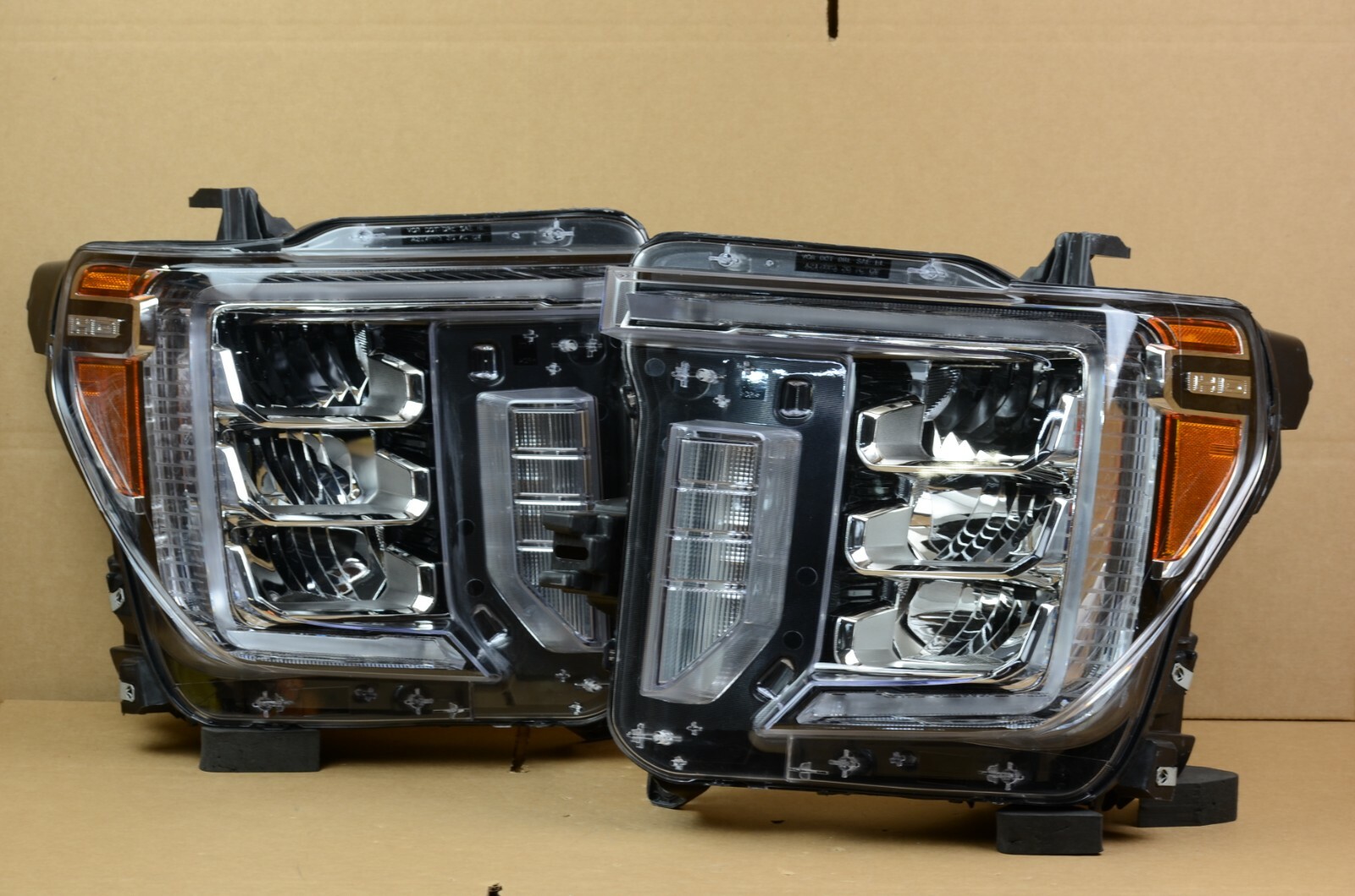Used 20202021 Gmc Sierra 2500 3500 Hd Left Right Lh Rh Full Led
