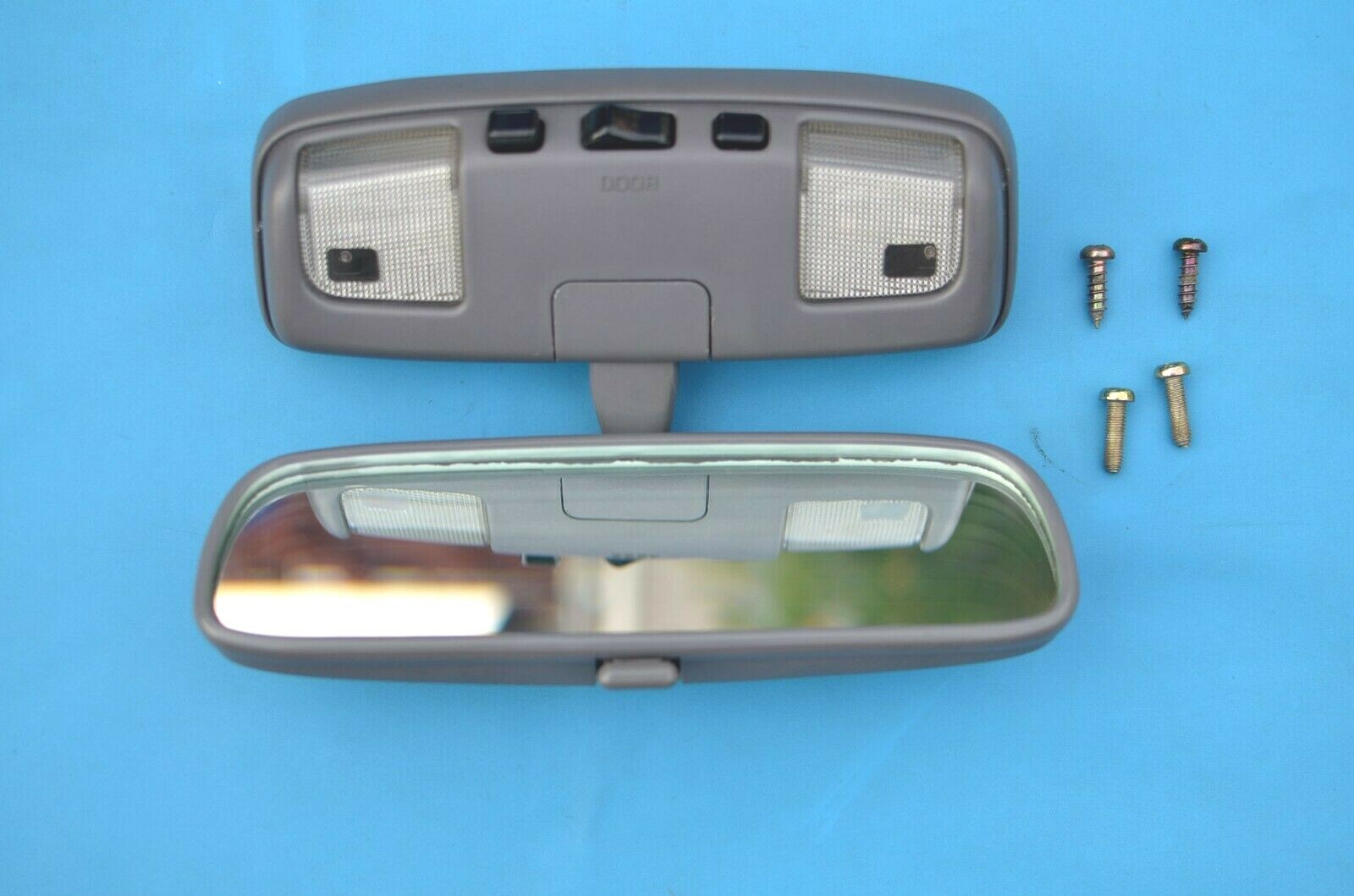 Used 19901995 Toyota 4runner Oem Gray Map Dome Light Rear View Mirror