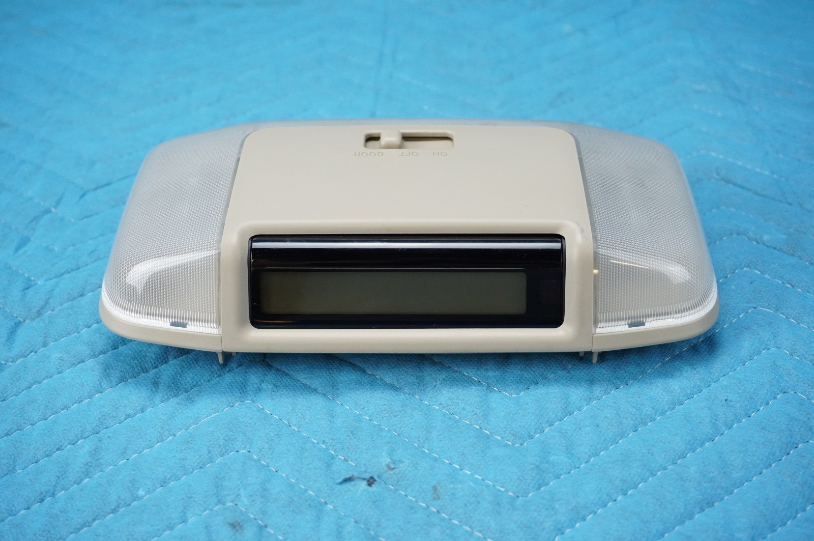 Used Lexus Gx470 Rear Audio Entertainment Control 8623060030 Ivory