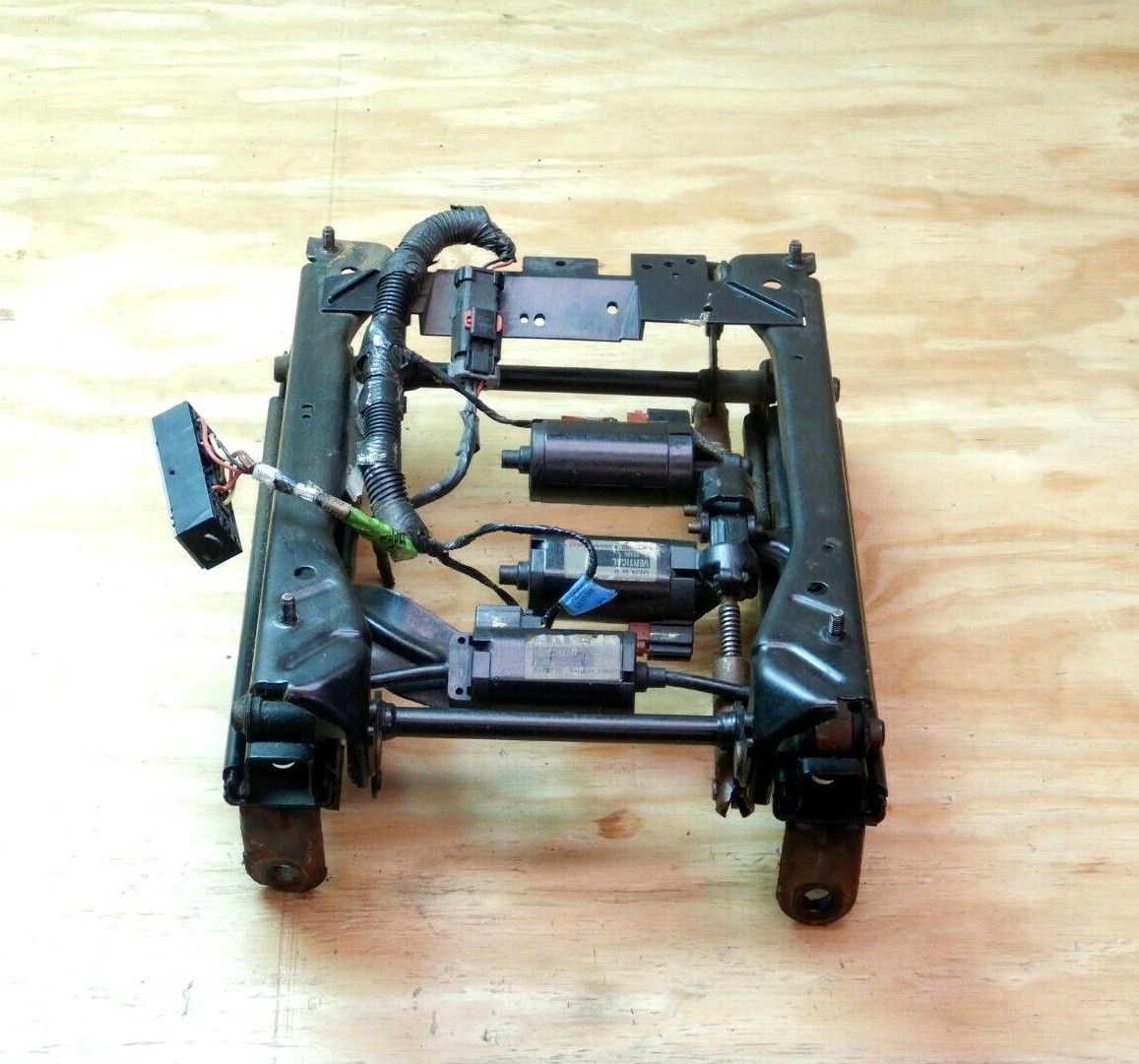 Used Jeep Grand Cherokee Wj 9904 Passenger Electric Power Seat Base