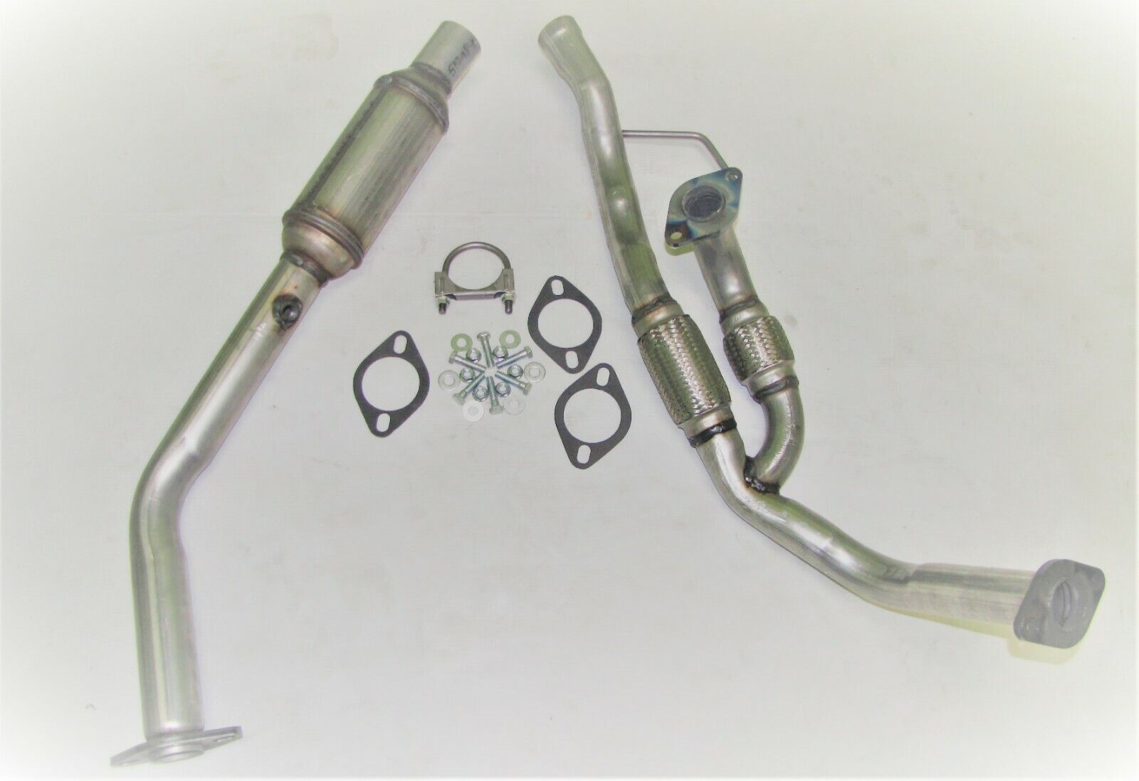 New 19982000 Toyota Sienna 3.0l Catalytic Converter And