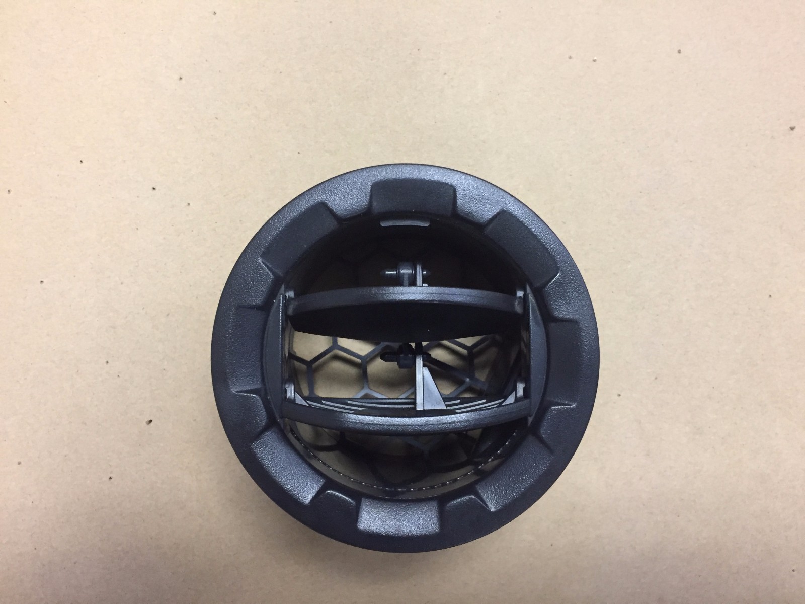 Used 20092015 Ford E150 E250 E350 A/ Dash Air Vent 9c2z19893ac for