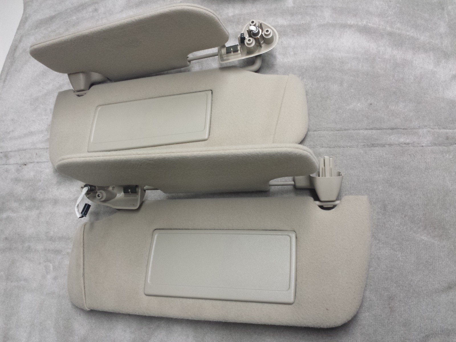 2007 chevy tahoe sun visor mirror