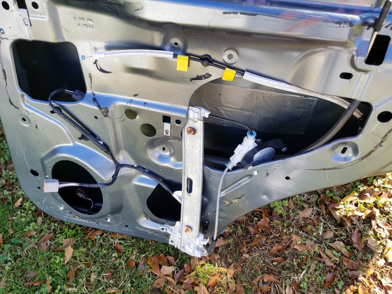 Used Ford Escape 20082012 20082012 Rh Passenger Side Rear Door Oem