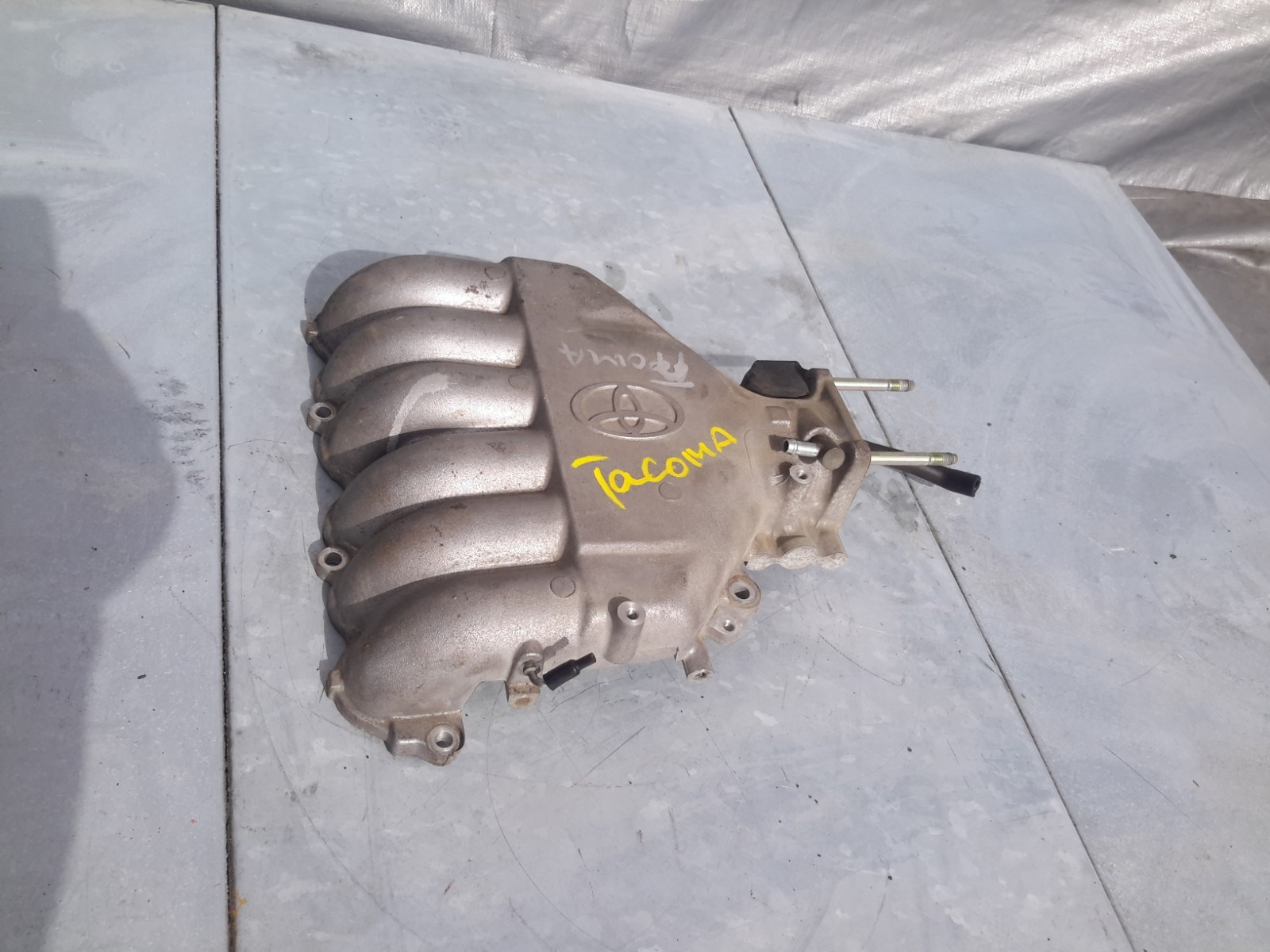 Used Toyota Intake Manifolds for Sale