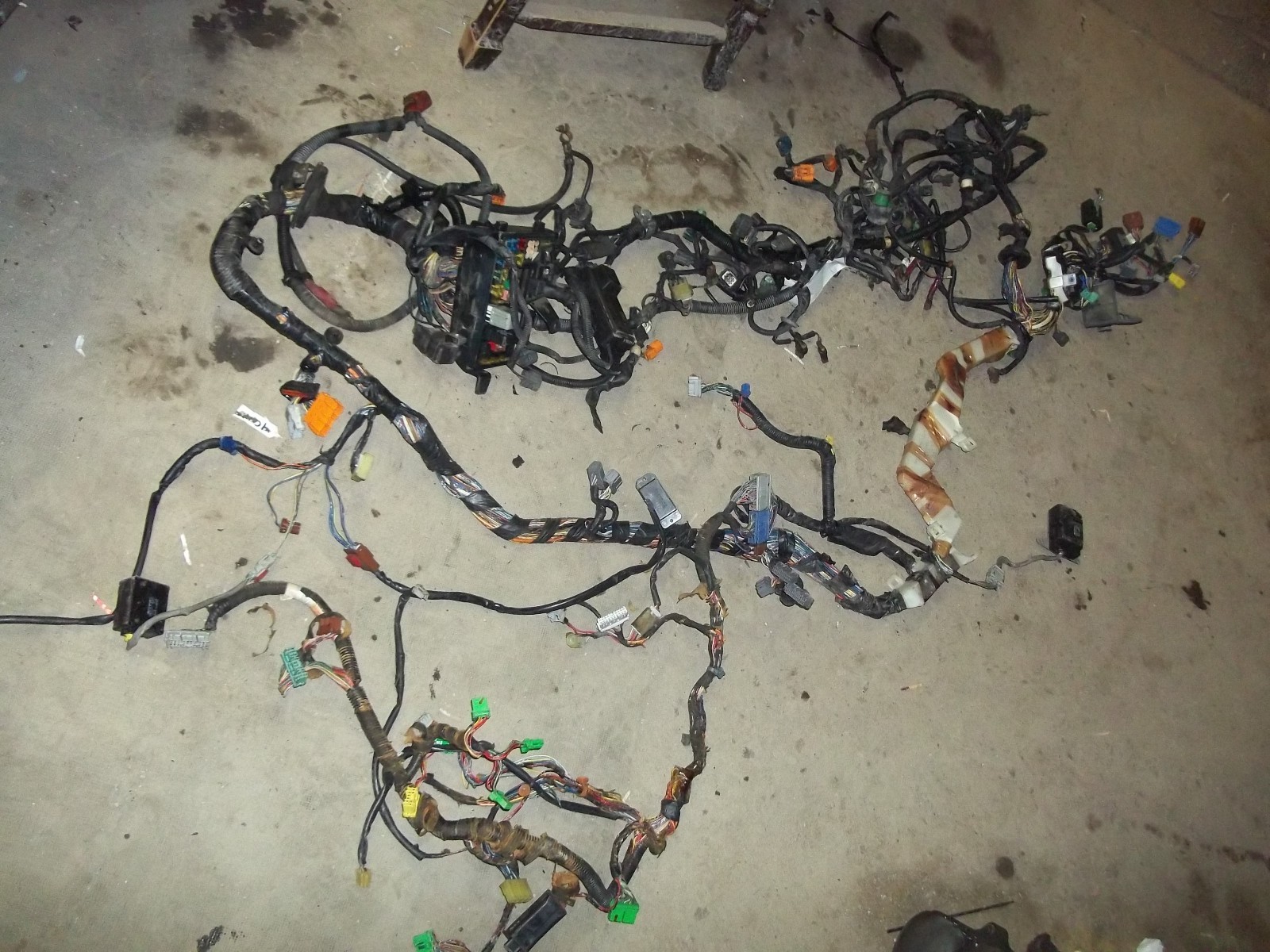1991-1993 Honda Accord OEM Engine DASH Wiring Harness Automatic W FUSE BOX