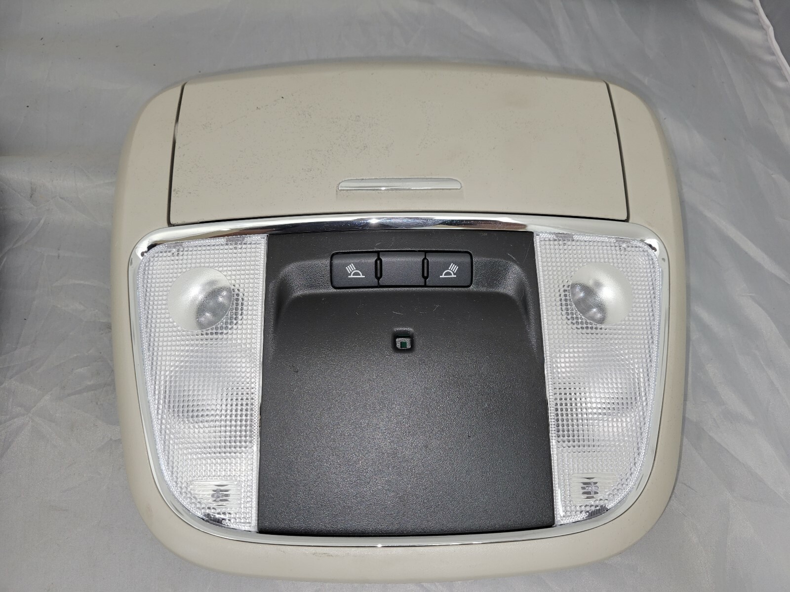 Used 20142018 Dodge Durango Overhead Roof Console 1uc591daaf Oem for