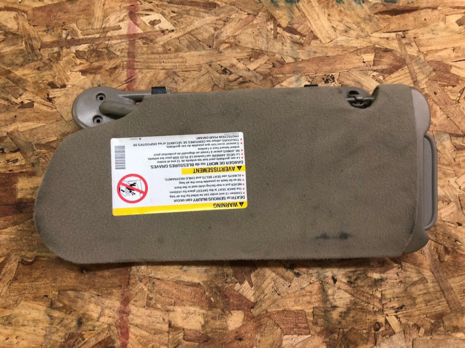 Used 2000 Buick LeSabre Sun Visors for Sale