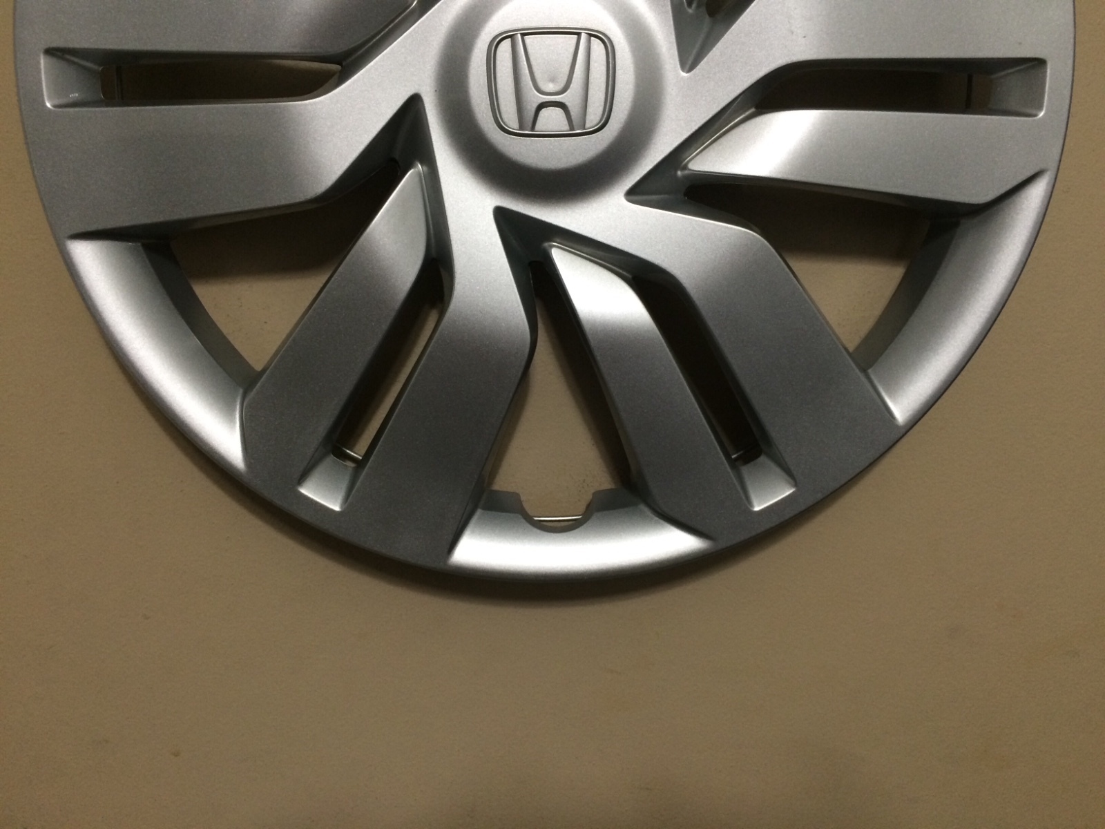 Used 201516 Honda Fit 15" Genuine Factory Oem Hubcap Wheel Cover 44733t5pa01 Oem for Sale
