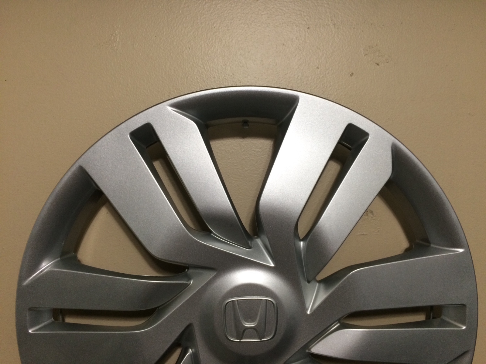 Used 201516 Honda Fit 15" Genuine Factory Oem Hubcap Wheel Cover 44733t5pa01 Oem for Sale