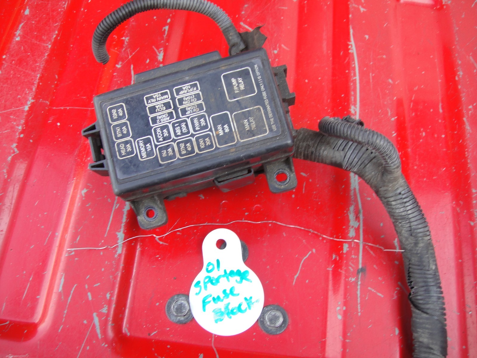 2001-2002 Kia Sportage Under Hood Fuse Box Panel Block Relay Power  Distribution Used