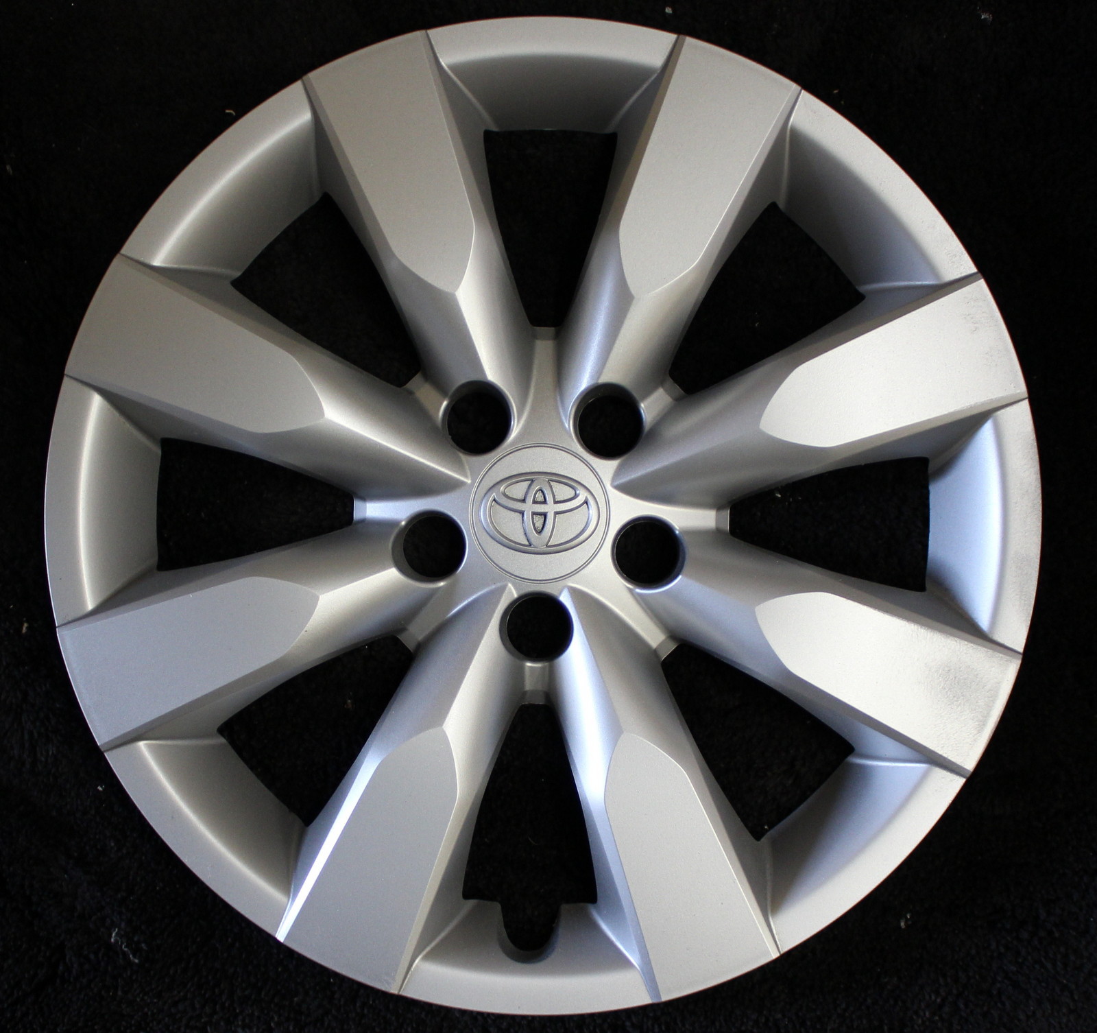 16 Inch Toyota Corolla Hubcaps