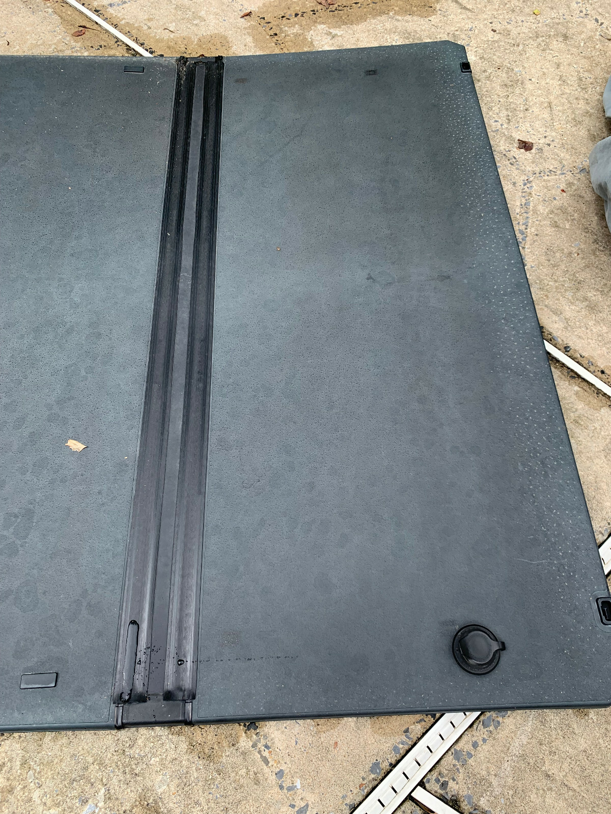 Used 20162021 Oem Toyota Trifold Tonneau Cover, Like New W