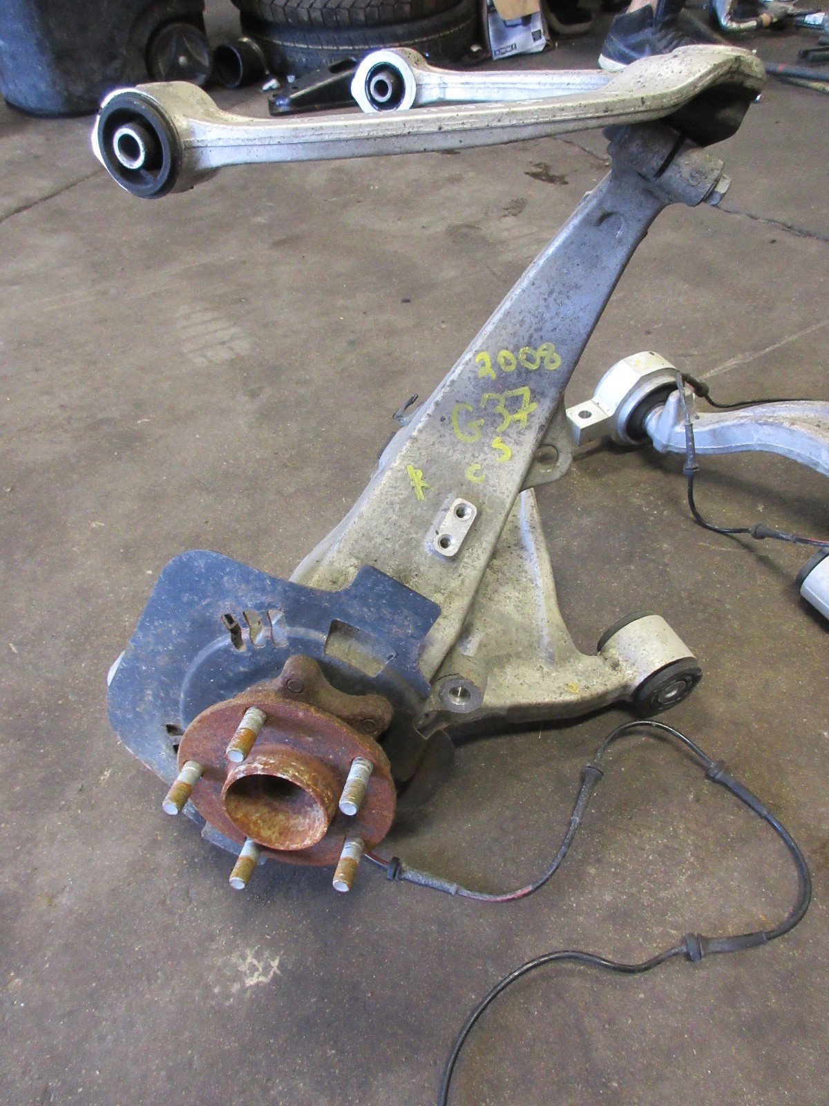 Used 20082013 Infiniti G37 Coupe Complete Right Side Front Suspension