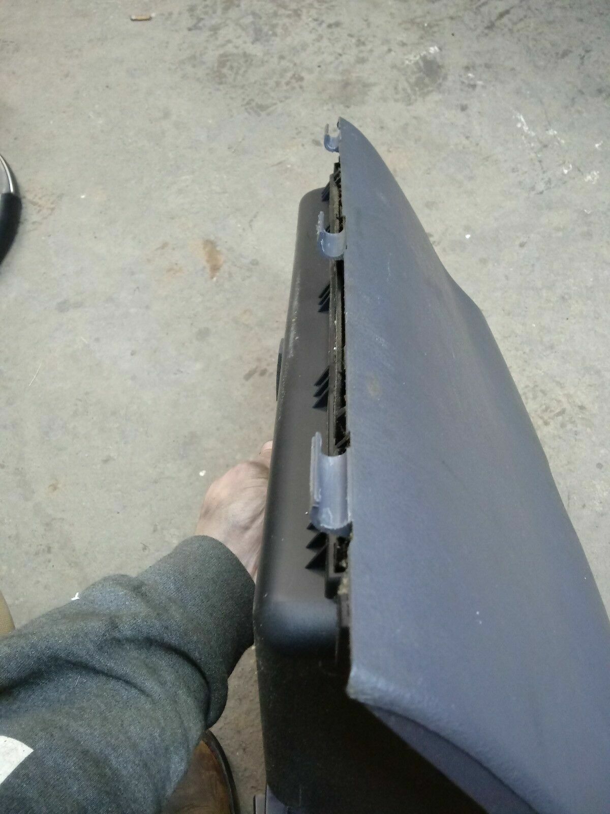 Used 19982001 Dodge Ram Glove Box 9801 Ram Glovebox 1500 2500 3500