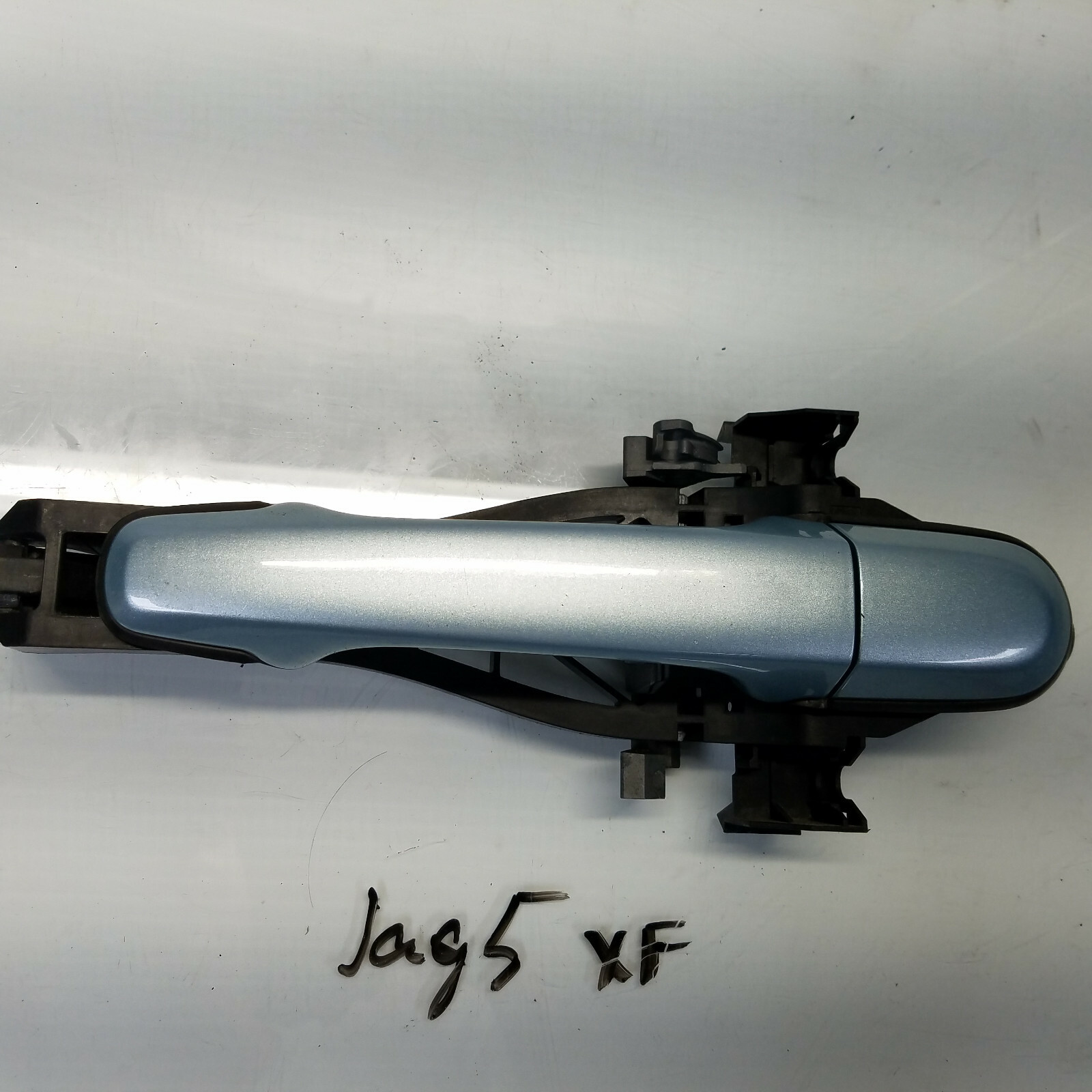 Used 20122015 Jaguar Xf Left Rear Exterior Door Handle Oem 6w83224a44 for Sale 6W83224A44BC