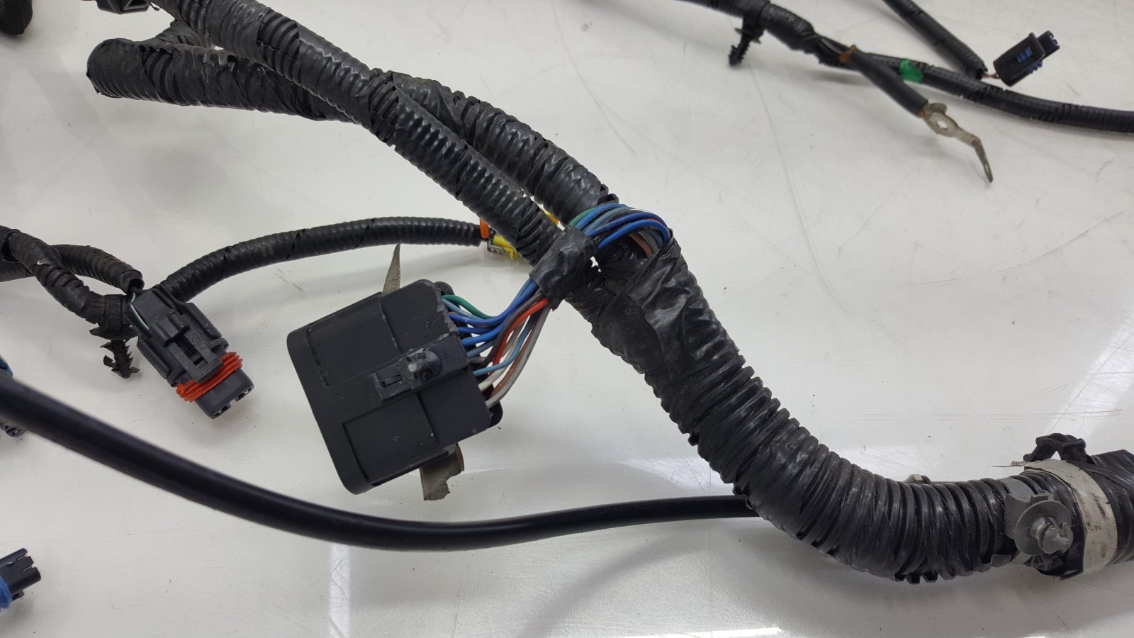 Used 2004-2009 Cadillac Srx Front Engine Bay Harness Wiring 3.6l V6 Rwd