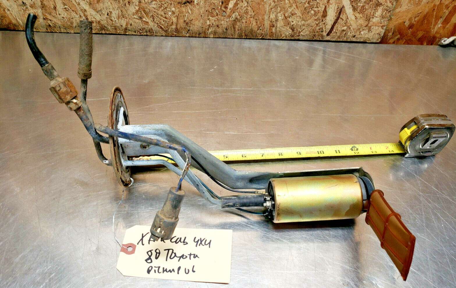 Used 1989 Toyota Pickup Truck 4x4 Fuel Pump Mount Hanger Bracket Xtra