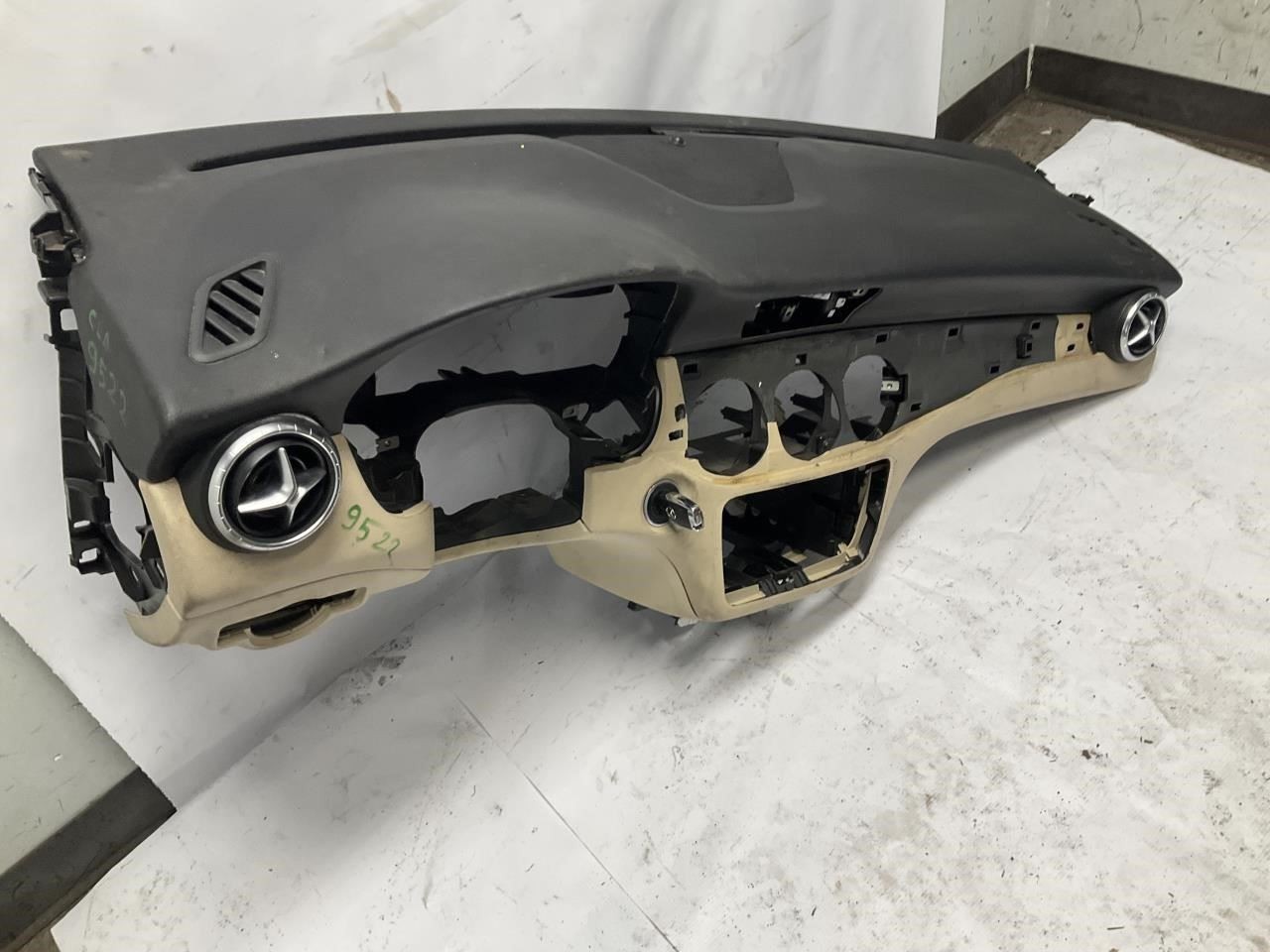 Cla Panel Used 2014-2017 Mercedes-benz Cla 250 Dash Instrument Panel Dashboard T ...