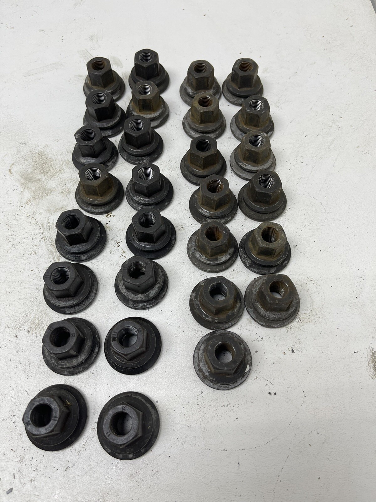 Used Oem Factory Dodge Ram 3500 Dually Lug Nuts (29) 14x1.5 Mm 2013