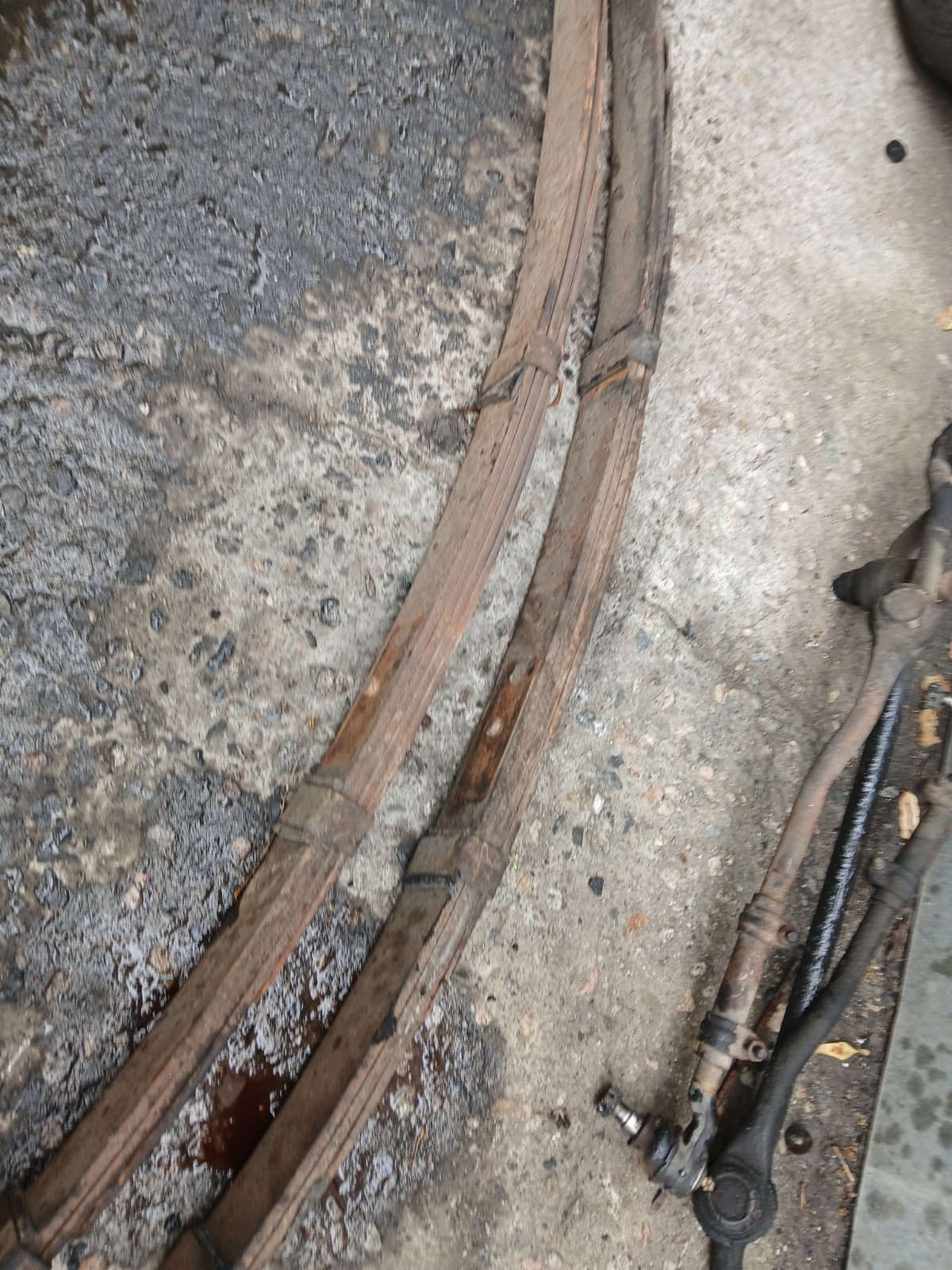 Used 1971-1973 Ford Mustang Leaf Springs Removed From 71 302 Car for ...