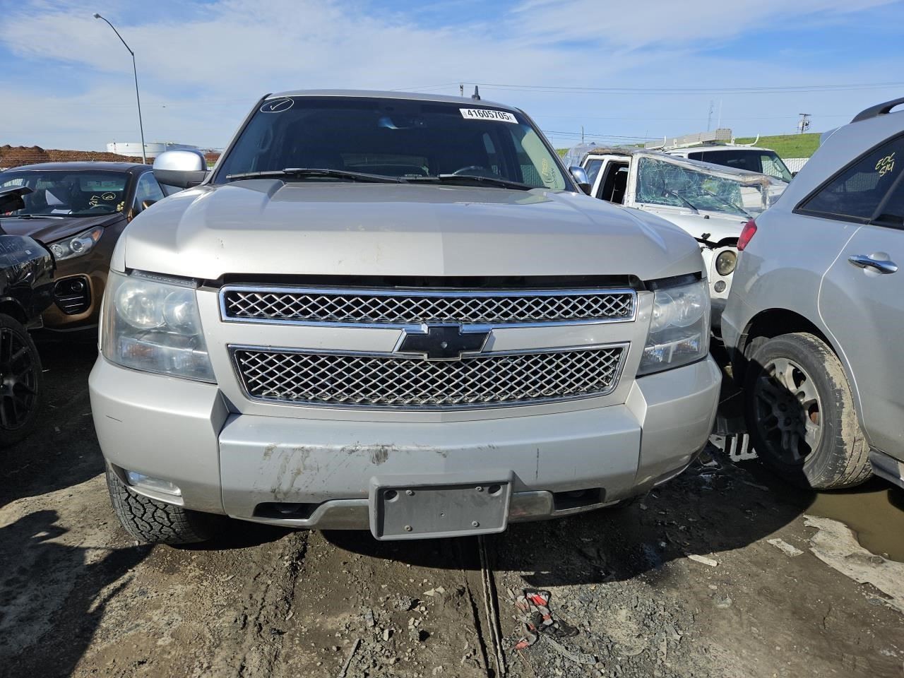 Used Driver Rear Side Door Crew Cab Fits 20072014 Sierra 2500 Pickup