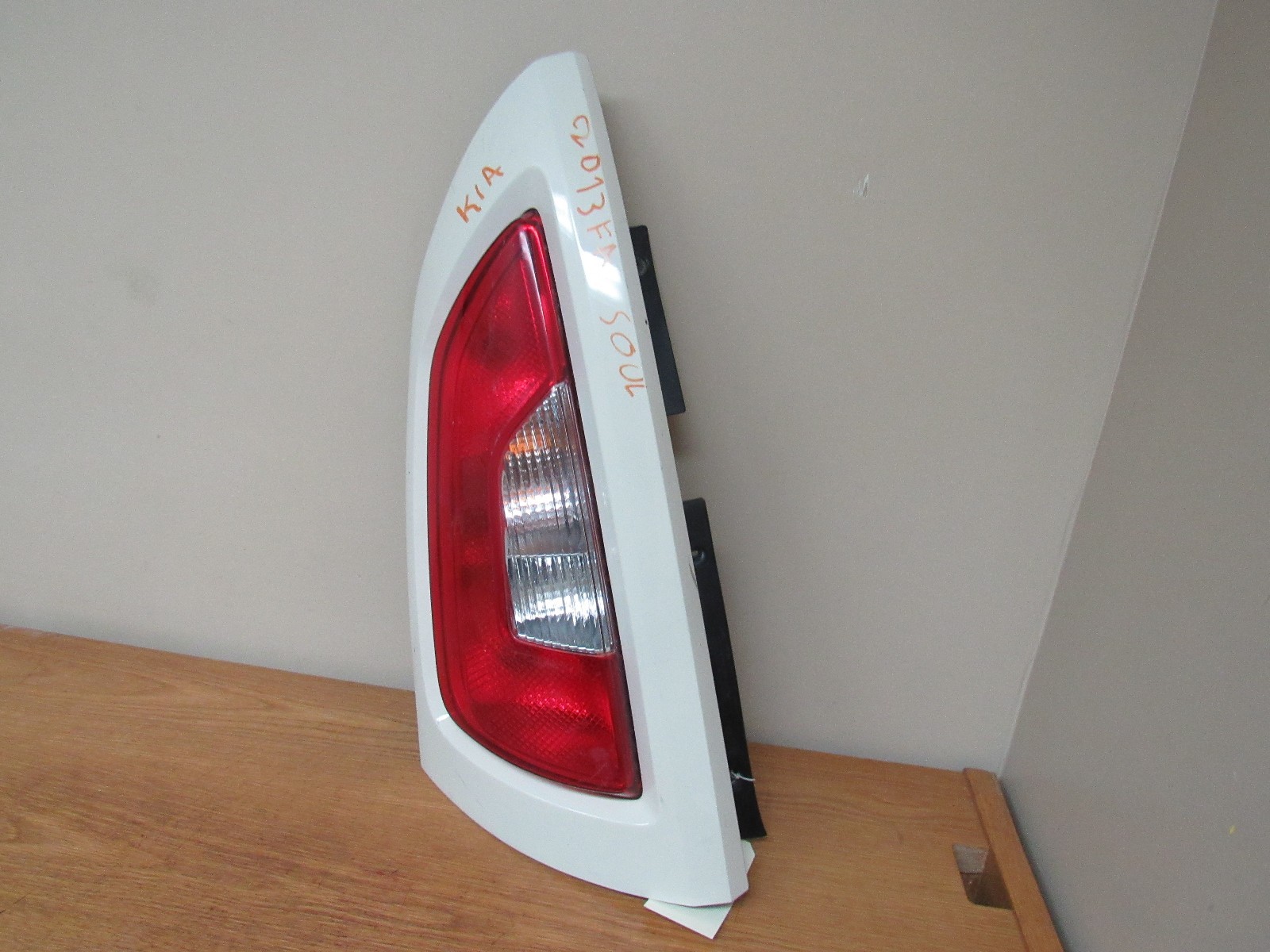 Used 20122013 Kia Soul Left Tail Light Original for Sale