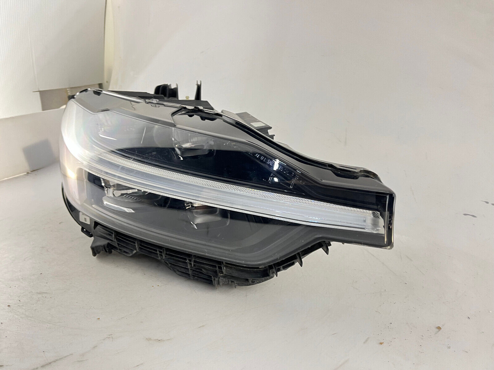 Used Oem | 2018 - 2022 Volvo Xc60 Full Led Headlight (right/passenger ...