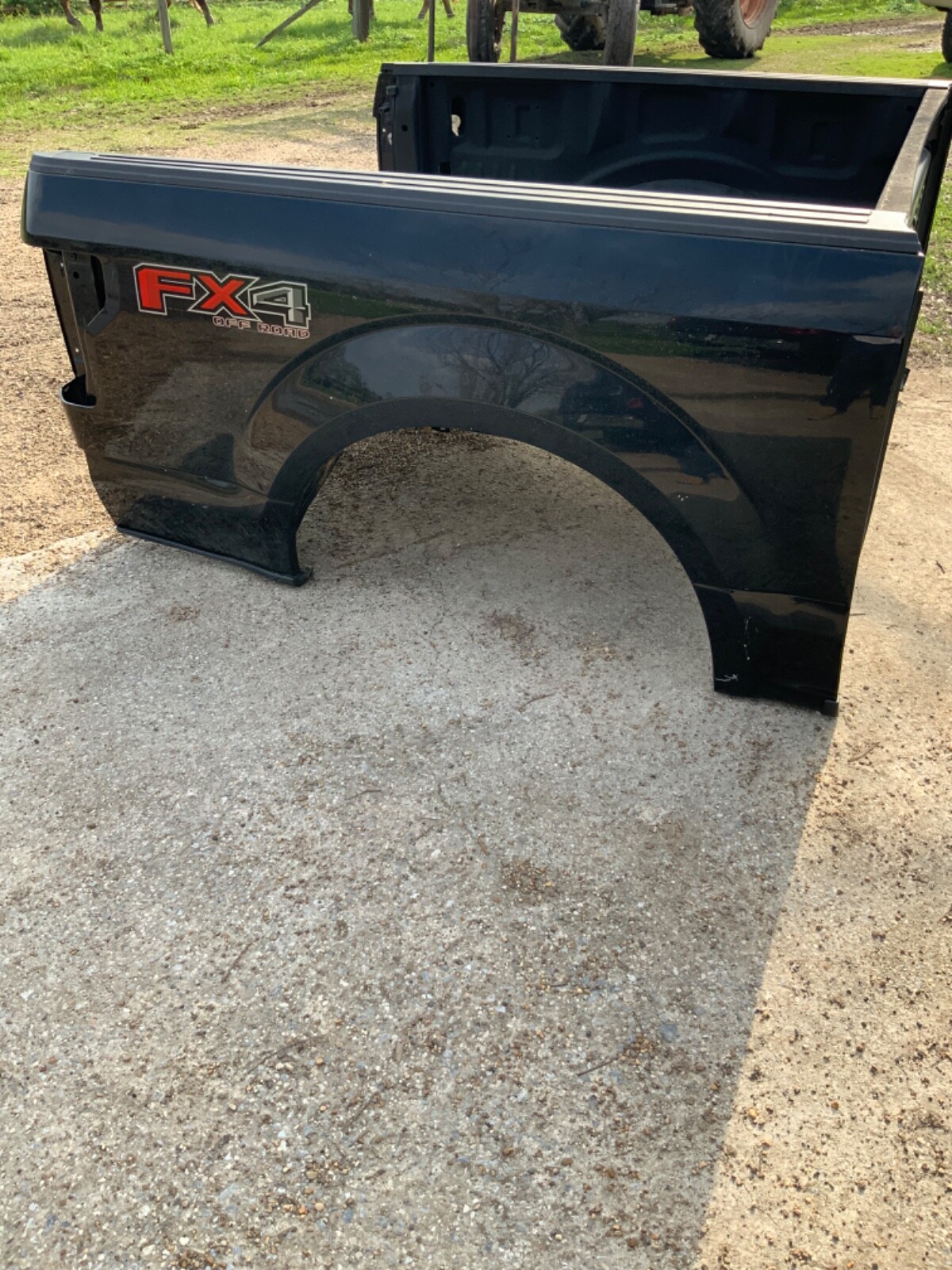 Used Truck Bed For 2016 Ford F150 5.5 Ft for Sale