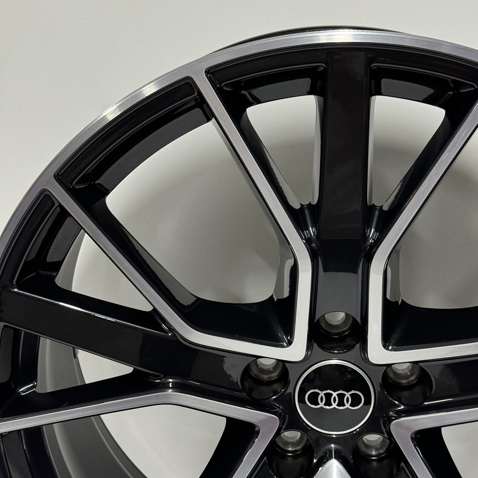 Used 2024 Audi Q5 Sq5 Sport Oem Wheel Rim Set Of 4 80a601025bp Like New ...