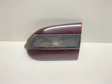 1993-1997 CHEVROLET GEO PRIZM REAR RIGHT SIDE TAIL LIGHT LID MOUNTED OEM, 166-58907