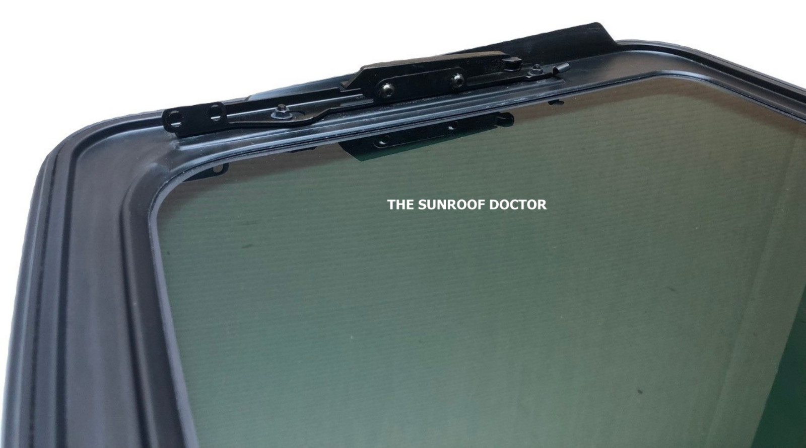 Used 4730206a00 Asc / Inalfa 840 Sunroof Glass 2019 1/4" X 33" for Sale 4730206A00