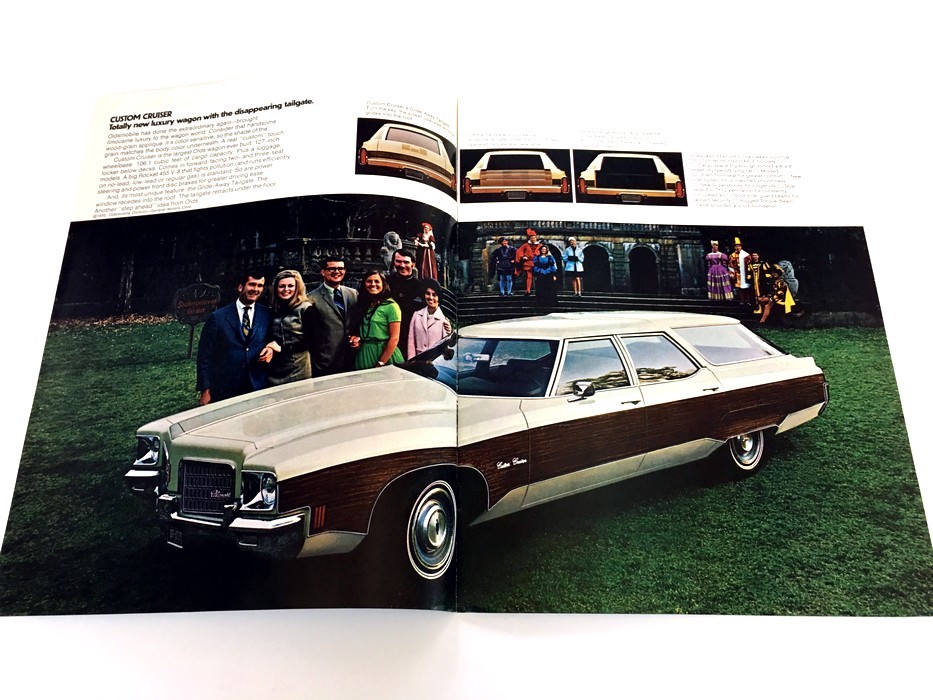 Used 1971 Oldsmobile Custom Cruiser Vista Cutlass Wagon Sales Brochure