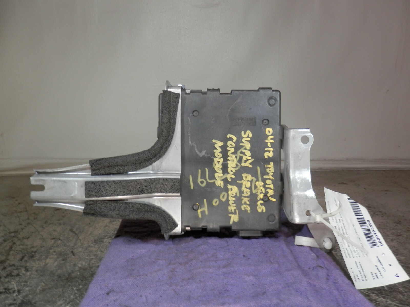 Used 2006 Lexus Rx400h & Toyota Highlander Power Brake Supply Module