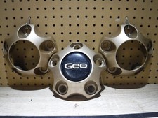 (3) 1999-2004 CHEVY Geo Tracker OEM Center Hub Cap 60177 30017383