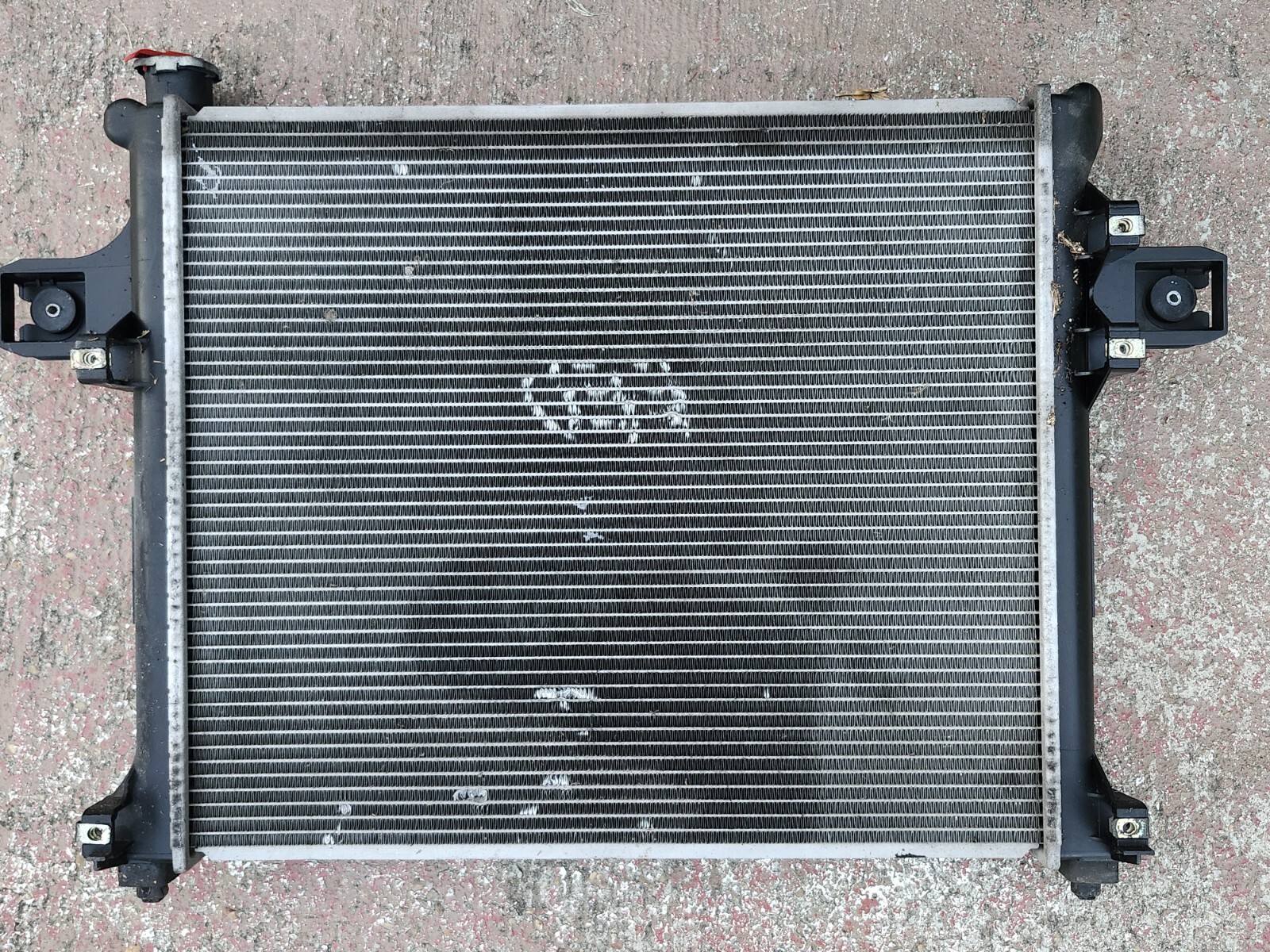 Used 2005 Engine Cooling Radiator Pa66-gf30 Jeep Cherokee 5.7 for Sale ...