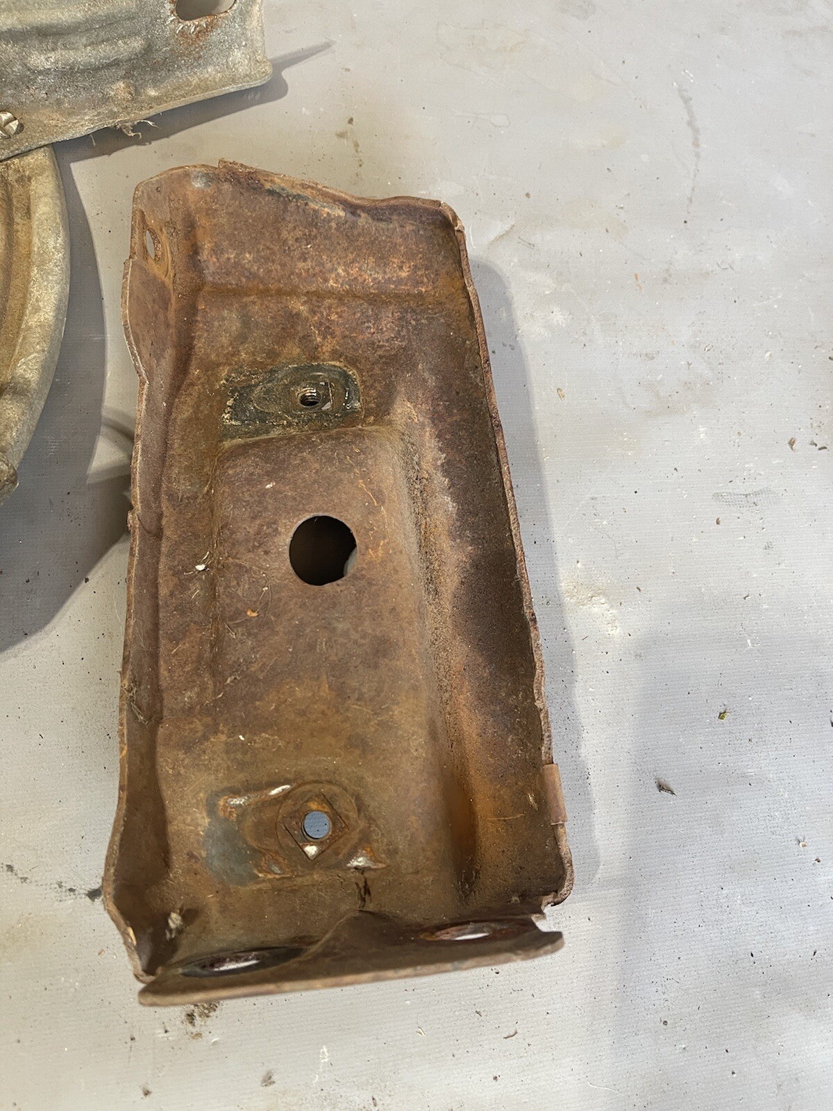 Used 1962 Chevrolet Impala Ss Hood Hinges Belair Biscayne Chevy Fender Bracket 1962 Oe for Sale