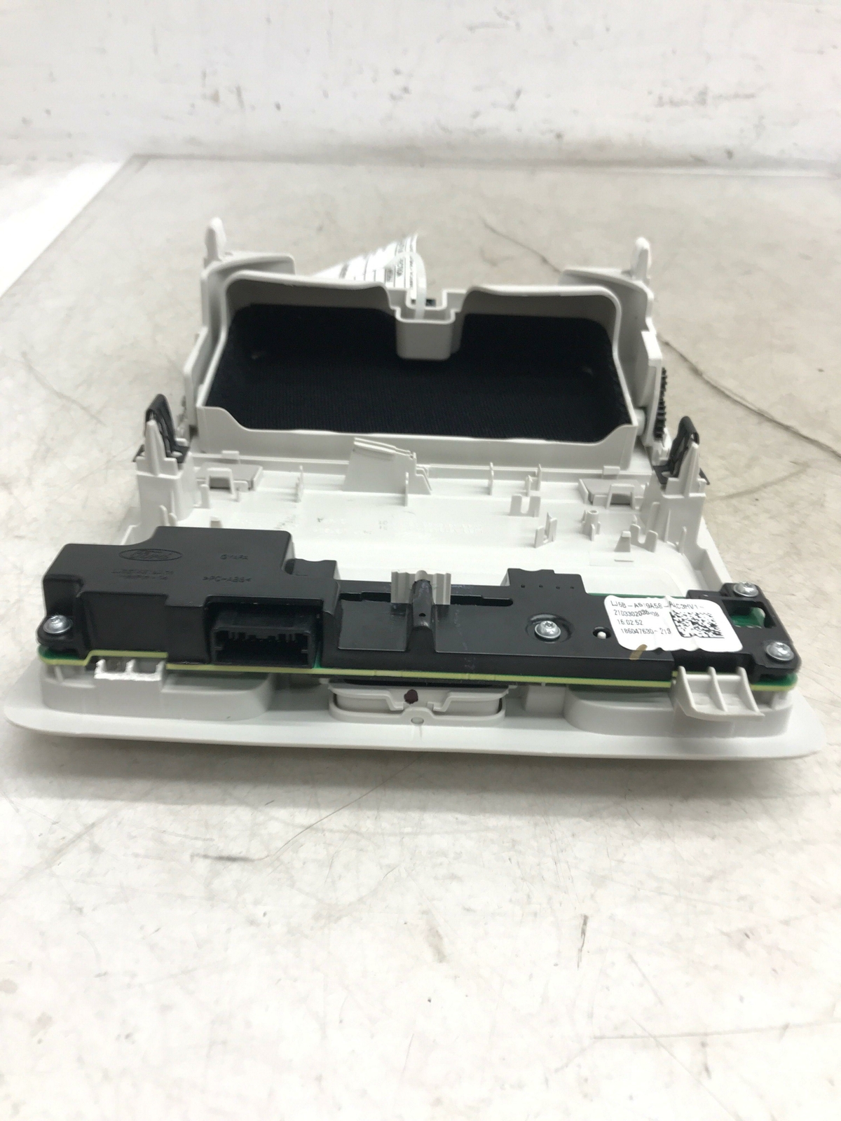 Used 20212022 Ford Bronco Sport Front Overhead Console Dome Light Lj6b