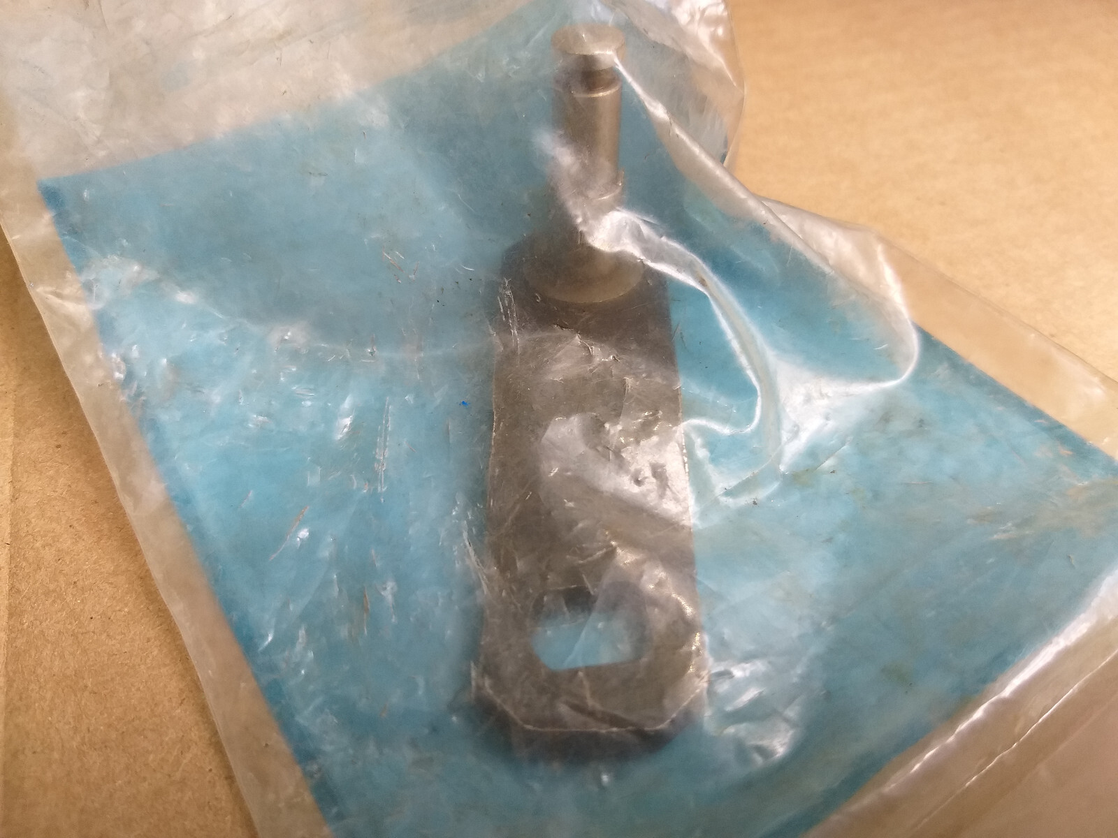 New Nos Ford 19871991 F150f350 Bronco Windshield Wiper Motor Drive