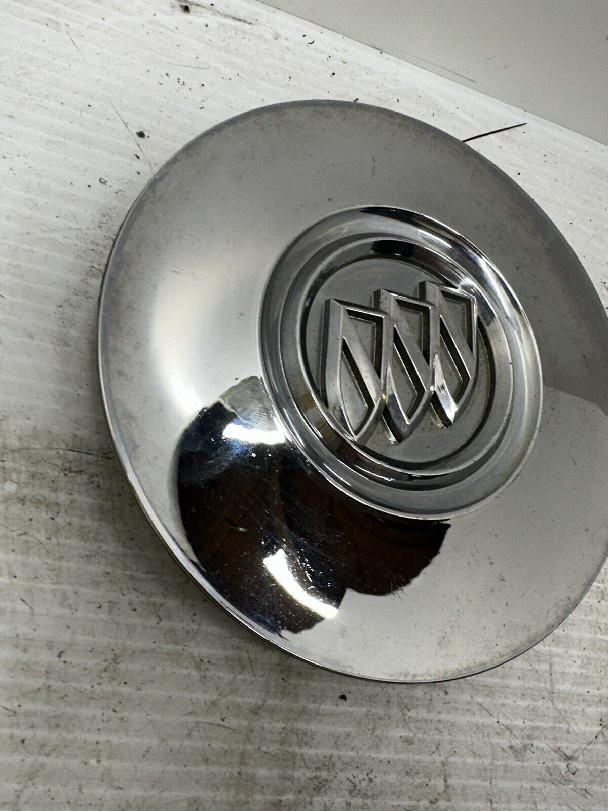 Used 2008-2010 Buick Enclave Oem Chrome Wheel Center Cap P/n 9597105 ...