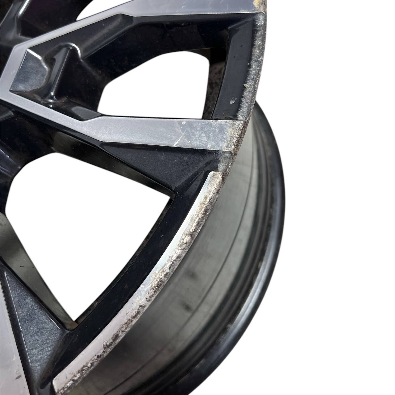 Used 2024-2026 Bmw X5 X6 G05 G06 Wheel Rim Original Factory R21 10.5j ...