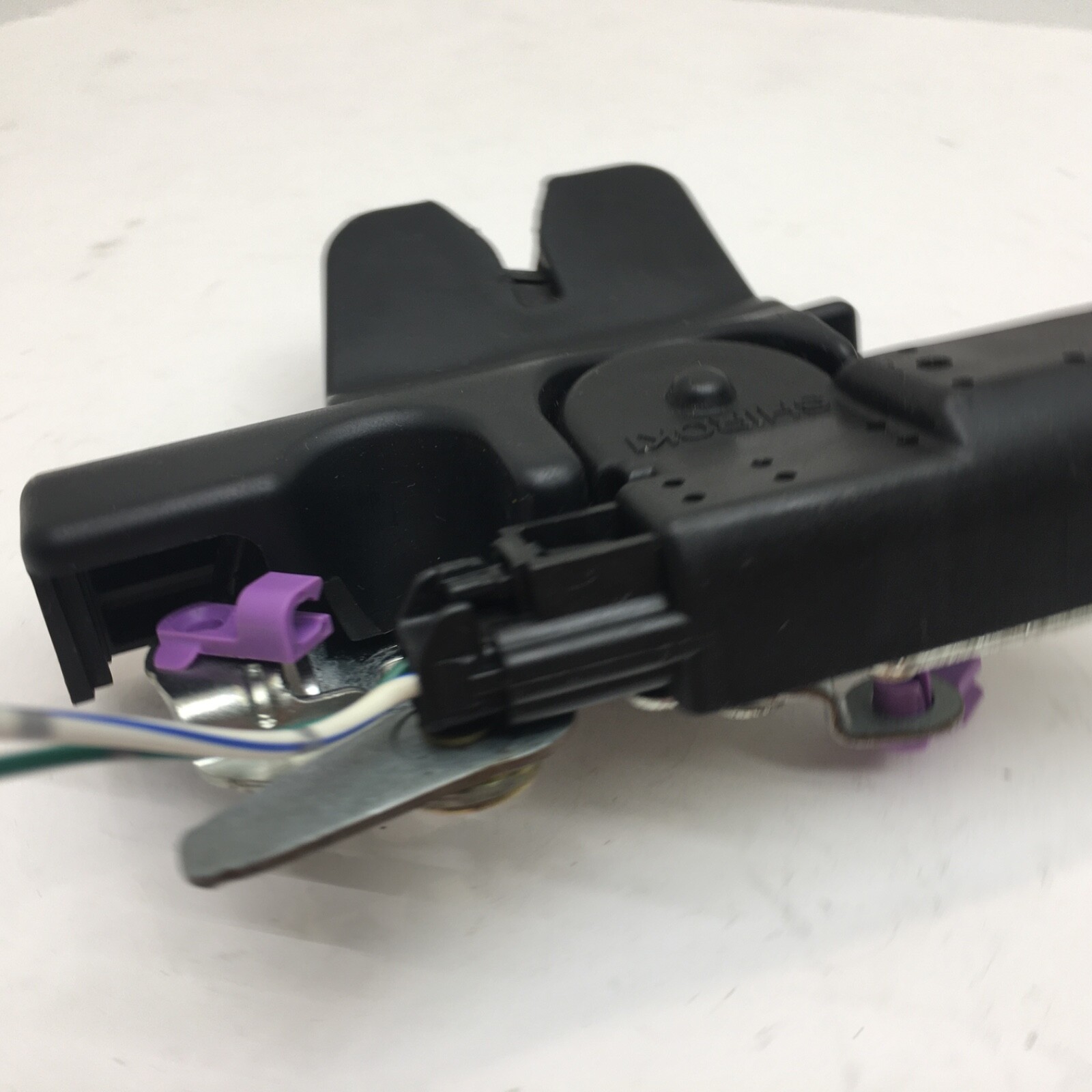 Used 2002 2006 Toyota Camry Le Se Xle Trunk Lid Latch Lock Actuator