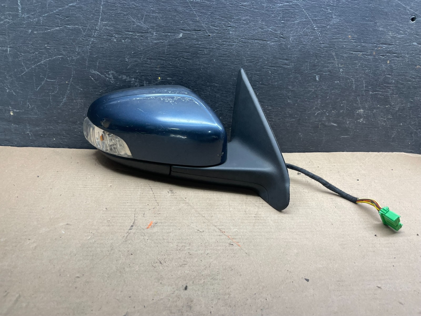 Passenger Side Mirror Glass For 2007-2009 Volvo S60 – Convex, Power Adjust, Adhesive