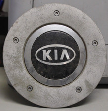 2004-2006 Kia Amanti OEM Center Hub Cap 52960-3F000 ~ 74571
