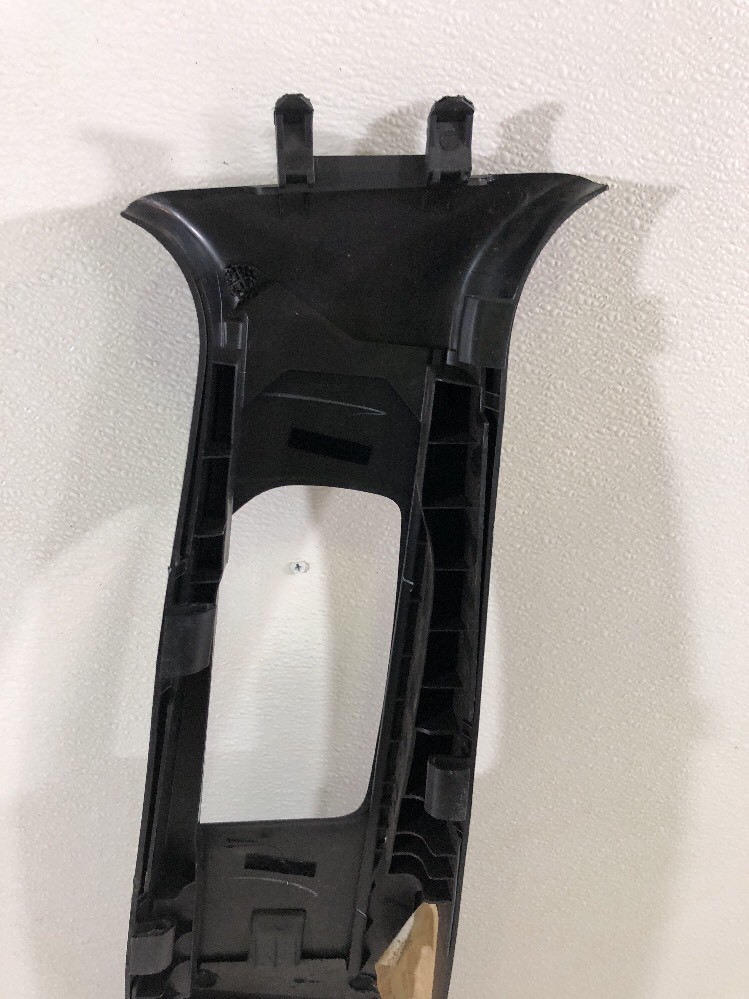 Used 20122014 Jeep Grand Cherokee Srt8 Oem Black B Pillar Trim Panel 6