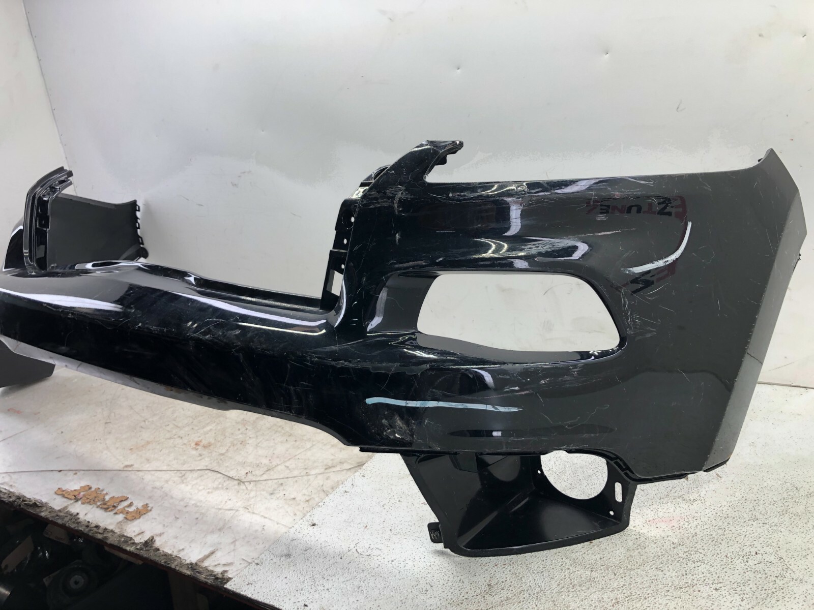 Used 20142018 Jeep Grand Cherokee Front Bumper Cover Oem. for Sale