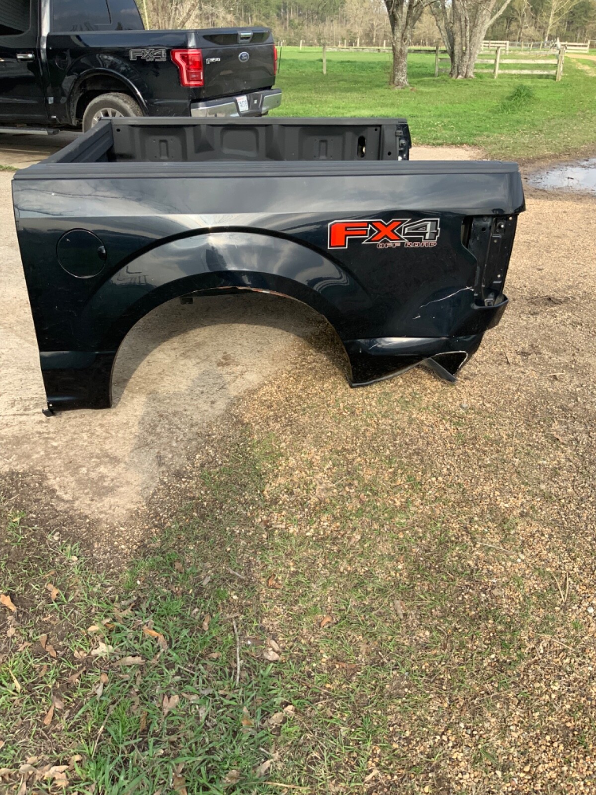 Used Truck Bed For 2016 Ford F150 5.5 Ft for Sale