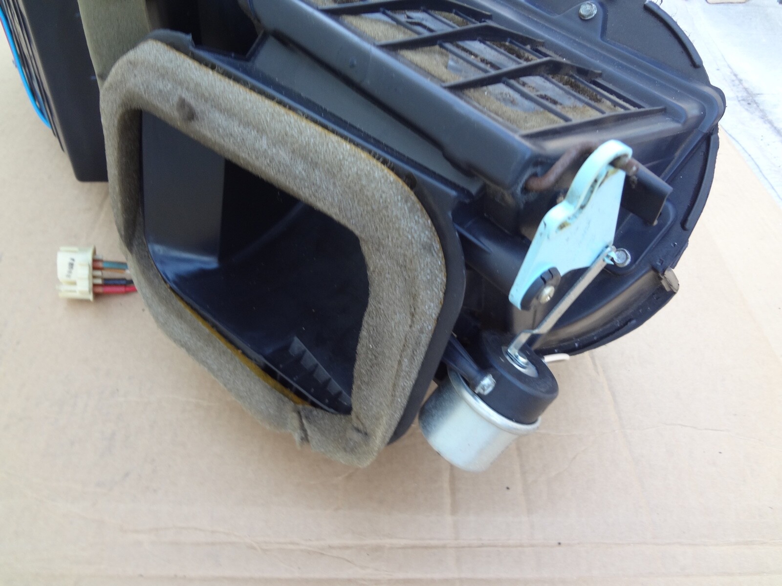 Used 2003 2004 Mustang Svt Cobra Heater Core & Blower Motor Assembly